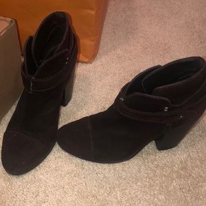 Rag & Bone Harrow Booties deep burgundy 39 GUC